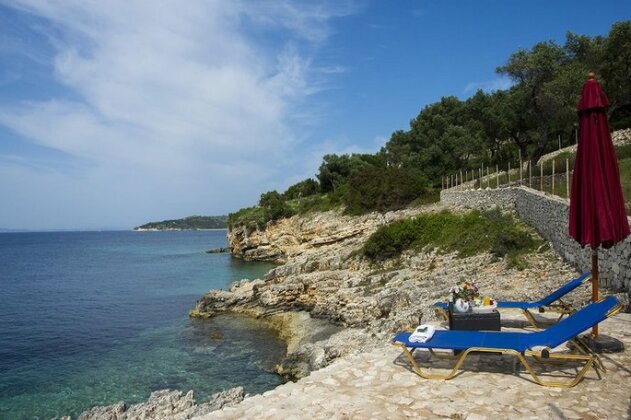 Paxos Sunrise Villas - Photo2