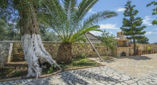Villa Emily Paxi