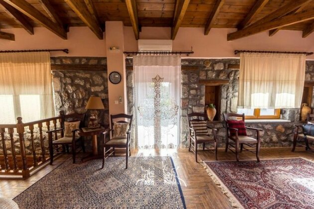 Ta Pitharia - Photo3