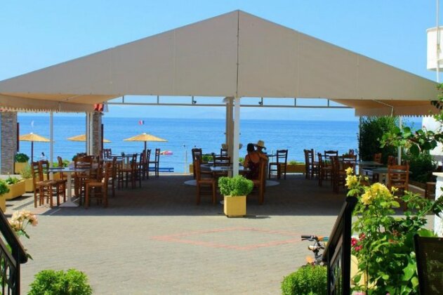 Kamvissis Hotel - Photo3