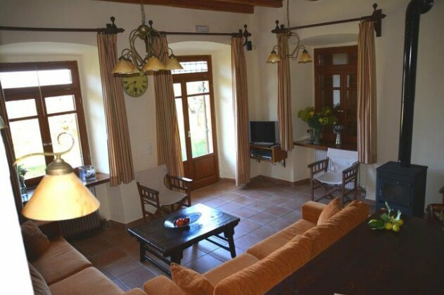 Traditional House At Tyros - Photo2