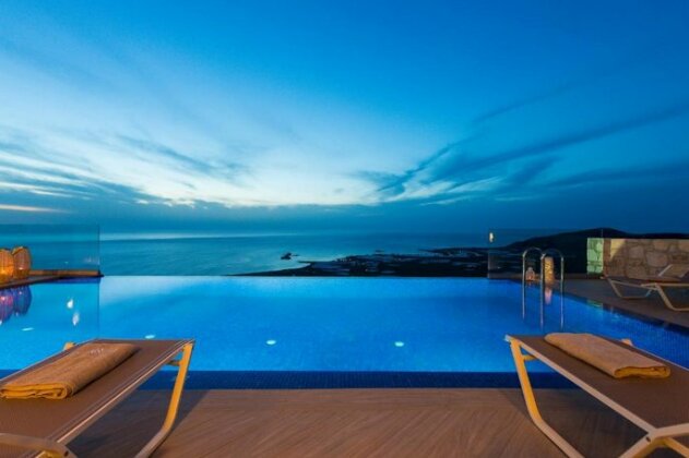 Brand new villa with amazing seaview