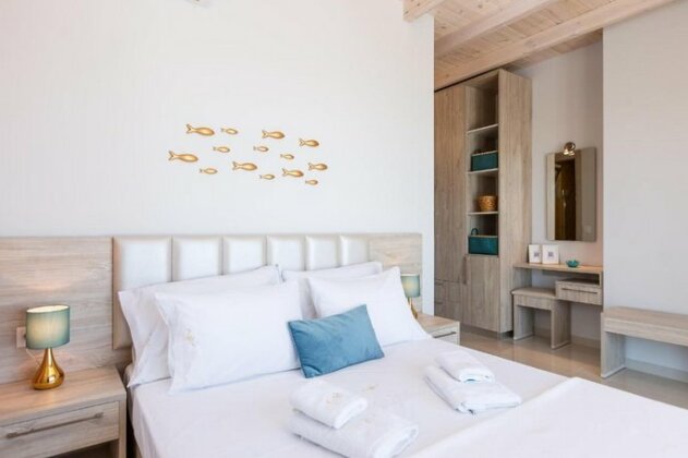 Brand new villa with amazing seaview - Photo3