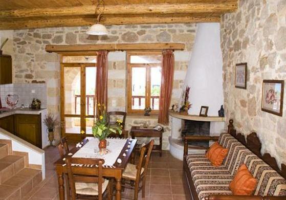 Golden Sun Villas - Photo3