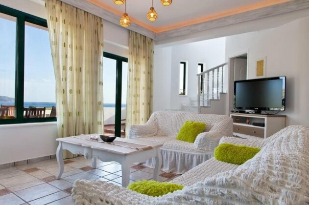 Villa Smaragdi - Photo3