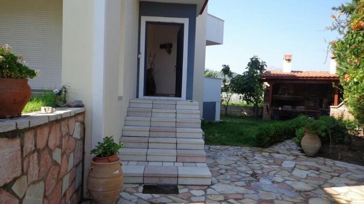 Elen House - Photo2