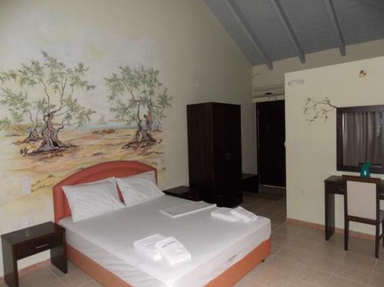 Hotel Theasis - Photo5