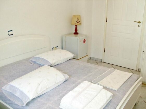 Kristallia Rooms - Photo5