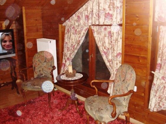 Mary's Mountain House - Photo4
