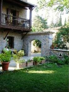 Scholarhio Guesthouse - Photo4