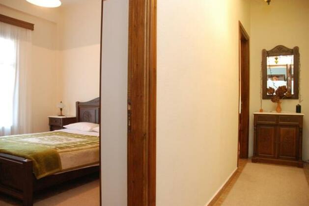 2 Alonia - Photo5