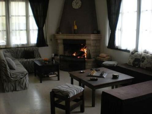 Anaida Guesthouse - Photo2