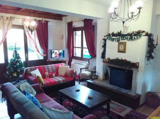 Arachova Houses - Photo3