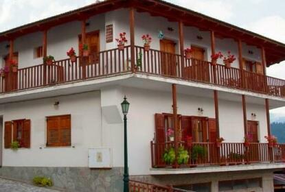 Efi Rooms