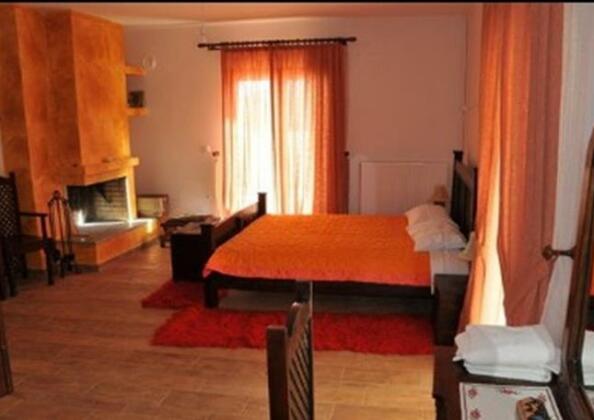 Flygonion Guesthouse - Photo2
