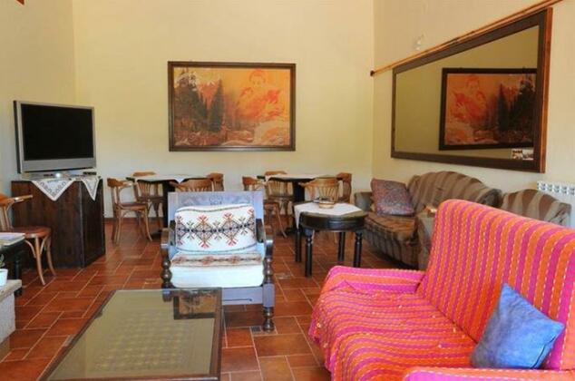 Flygonion Guesthouse - Photo4