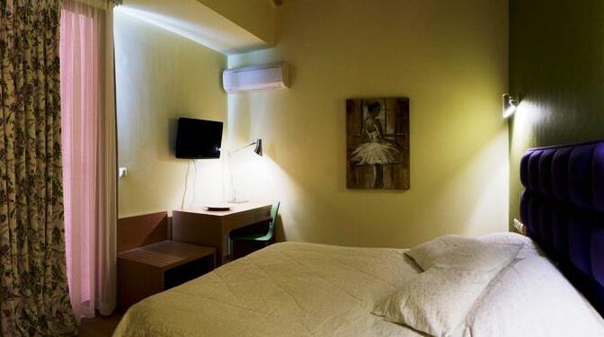 Forest Suites Boutique Hotel - Photo4