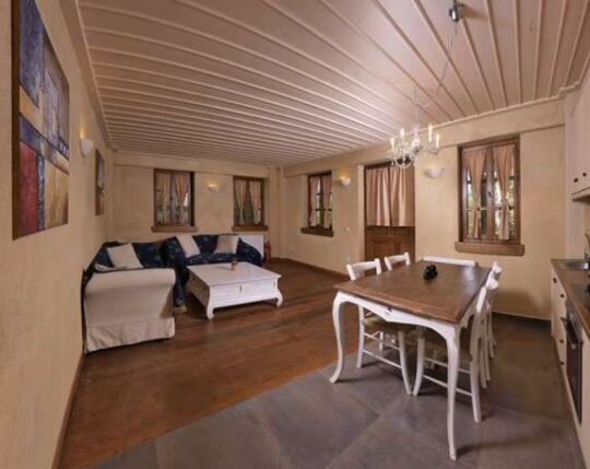 Koryshades Village - Photo3