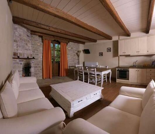Koryshades Village - Photo4