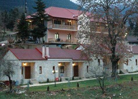 Mesostrati Guesthouse - Photo2