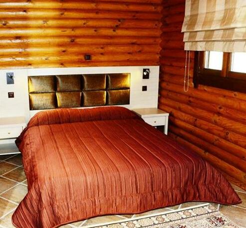 Natura Chalets - Photo3