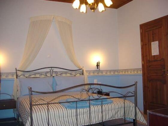 Pyrgos Agrafon - Photo3
