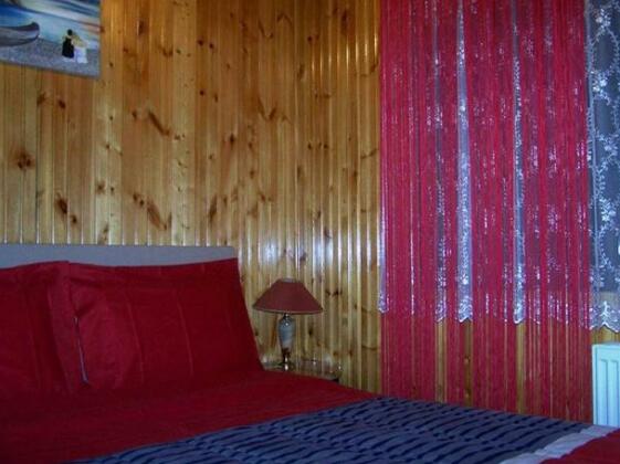 Yades Guest House - Photo2
