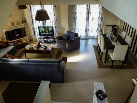 Cozy Villa Pieria - Photo2