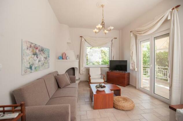 Dioni Houses - Photo2