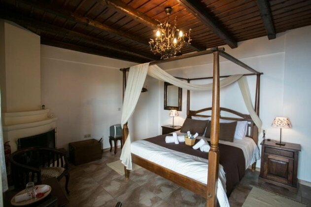 Enastron Guesthouse - Photo5