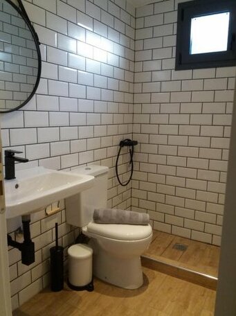 Gkaras Apartments - Photo5