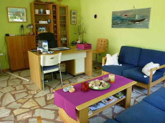Helena Apartments - Photo3