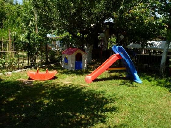 Helena Apartments - Photo4