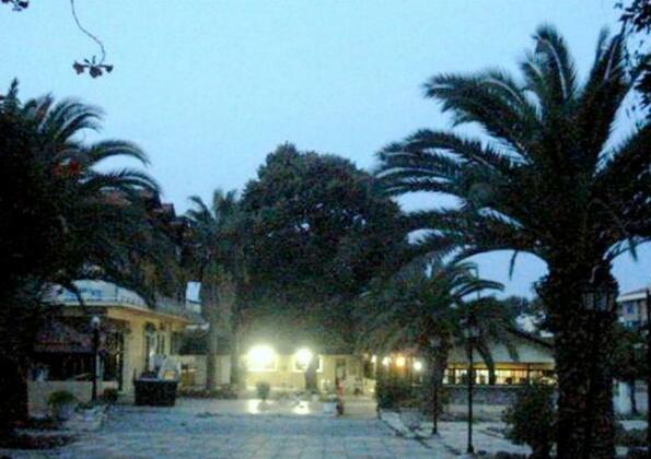 Hotel Niko Paradise - Photo4
