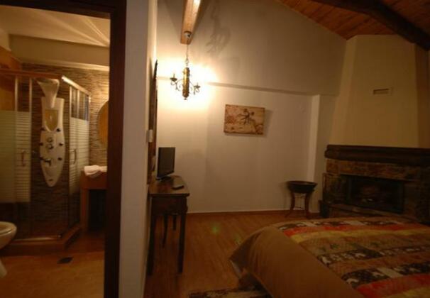 Kyrani Guesthouse - Photo3