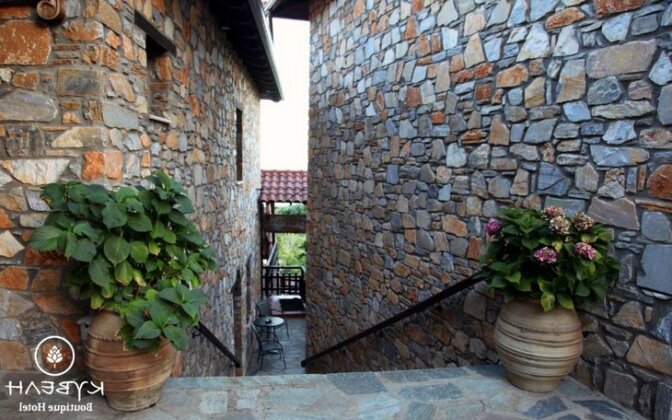 Kyveli Pieria - Photo5