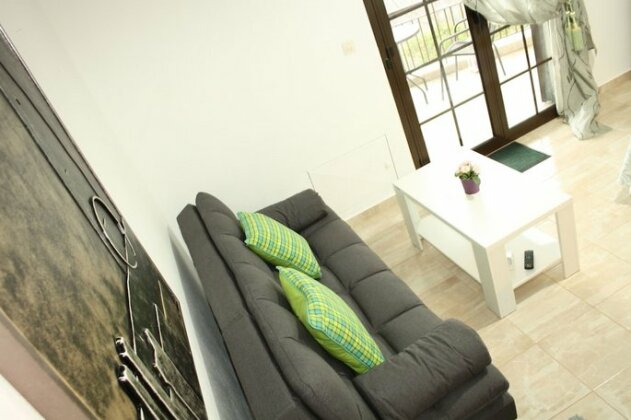 Maira Luxury Studios - Photo2
