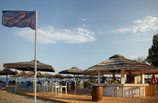 Olympian Bay - Photo4
