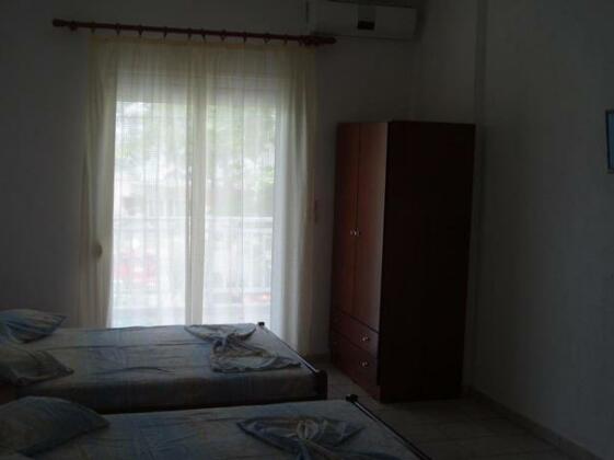 Prionas Studios - Photo5