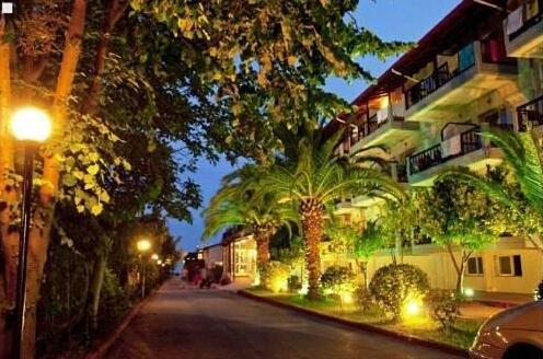 Sun Beach Hotel - Photo2