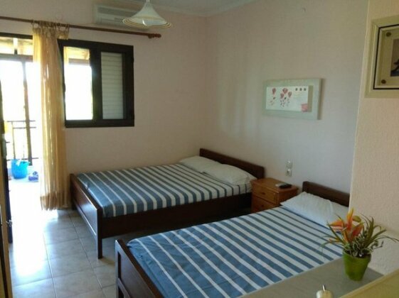 Trantas Rooms - Photo3