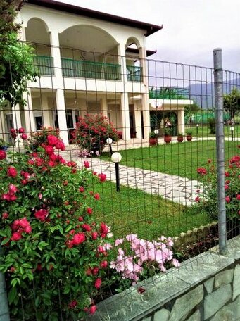 Villa Jenny Pieria