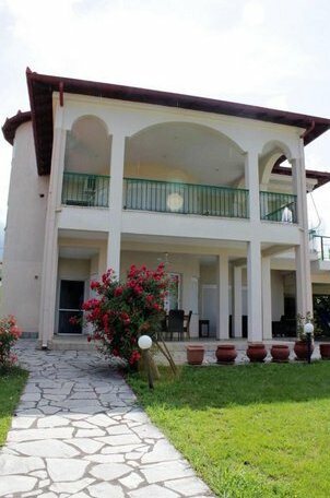 Villa Jenny Pieria - Photo3