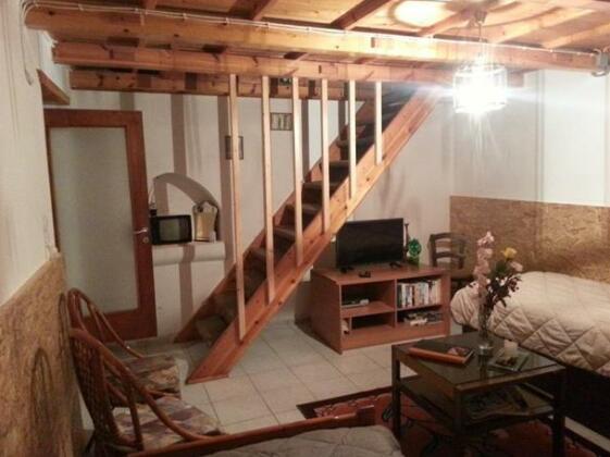 Theanos House - Photo4