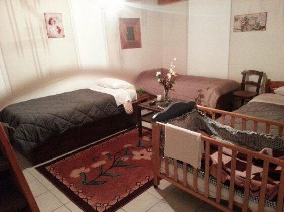 Theanos House - Photo5
