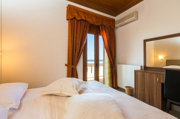 Tsourlakis Residence - Photo4