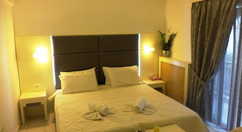 Bicorna Rooms - Photo4