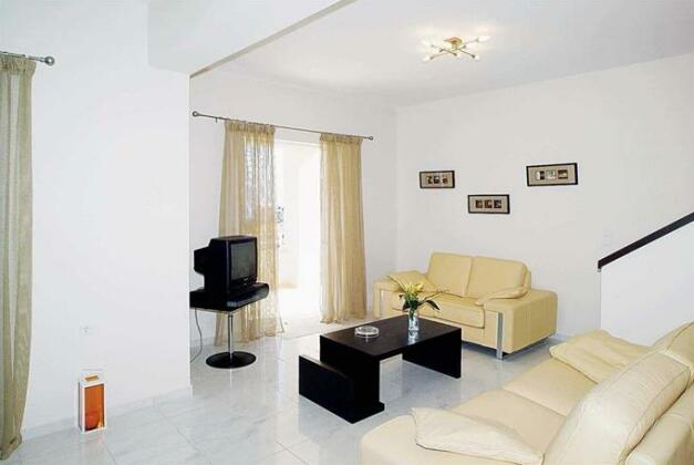 Minos - Photo2