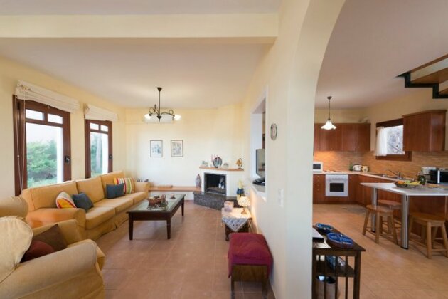 Odysseas Villa by LeaderStay - Photo2