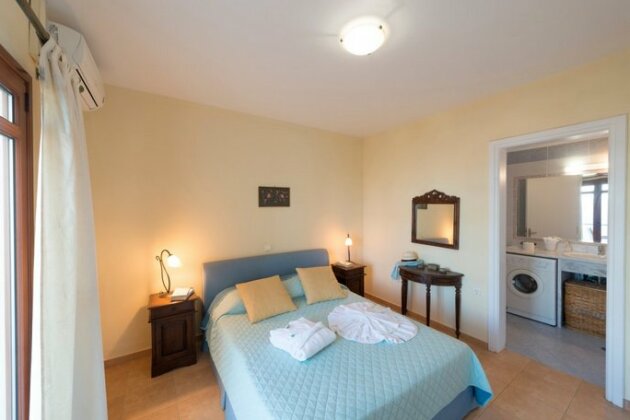 Persephoni Villa - Photo5